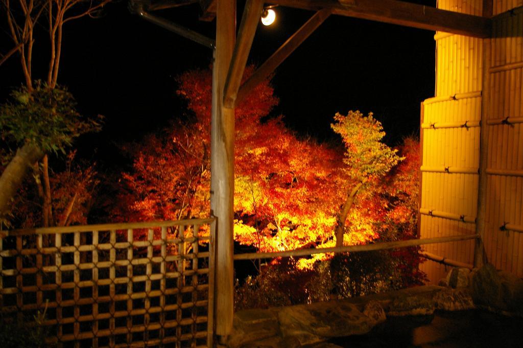 Sawatari Onsen Miyataya Ryokan Nakanojo Exterior foto